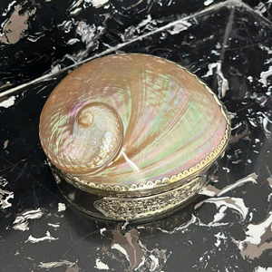 High-End Abalone Shell Jewelry <b>Box</b> Luxury Oval <b>Keepsake</b> <b>Box</b> - Product Image 1