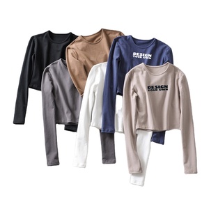 Camiseta OEM de alta calidad con cuello redondo y logotipo impreso personalizado al por mayor, camiseta bordada de manga larga y corta, ropa para mujer - Product Image 1