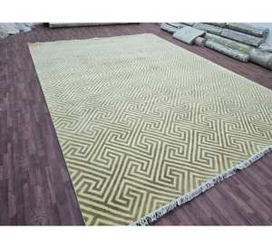 Alfombra de algodón floral anudada a mano 3x3 con base de espuma antideslizante apta para mascotas para sala de estar, hermoso diseño - Product Image 3