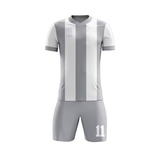 เสื้อฟุตบอลโพลีเอสเตอร์ 100% ขายส่ง เสื้อฟุตบอลแห้งเร็วสำหรับผู้ใหญ่และเด็ก - Product Image 2