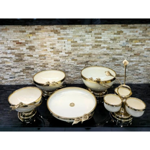 Fleurs de lys Cala blanches et dorées, design attrayant, articles de cuisine de luxe, accessoires de service alimentaire, articles d'utilisation en cuisine - Product Image 1