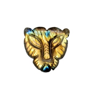Cabochon en labradorite naturelle sculpté en forme de tête de lion, pierre précieuse sculptée à la main en forme de lion pour la fabrication de bijoux, vente en gros, fournisseur en vrac - Product Image 1