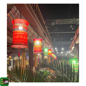 โคมไฟผ้าหุ้มผ้าไหมสีสันสดใสพร้อมโครงไม้ไผ่สำหรับตกแต่งภายในบ้านพักจากเวียดนามเพื่อการตกแต่งสำหรับธุรกิจบริการรับรองแขก - Product Image 6