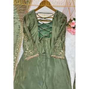 Vestido de Noche de Diseñador Bhojal Fashion Verde Talla M, Ropa de Fiesta con Parte Superior, Parte Inferior y Dupatta de 1 kg para un Look Elegante - Product Image 1