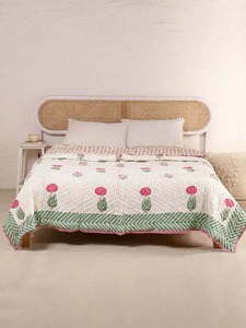 Juego de Ropa de Cama Estampada, Edredón de Algodón con Diseño Floral Rosa, Estilo Bohemio, para Todas las Temporadas - Product Image 1