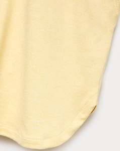 Shorts tricotés jaunes haute performance pour femme avec cordon de serrage, taille élastique, coupe ample, style décontracté, couleur unie, taille mi-haute - Product Image 5