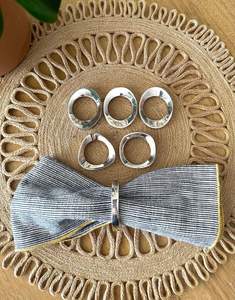 Anillo de Servilleta de Metal de Diseño Contemporáneo que Mejora el Atractivo Visual de la Mesa de Comedor con Construcción Duradera - Product Image 1