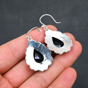 Pendientes Personalizados de Plata de Ley 925 con Ónix Negro Creado en Laboratorio, 1.9 Pulgadas, Joyería de Piedras Preciosas Hecha a Mano, Pendientes Finos Antiguos, Regalo para Mujer - Product Image 3