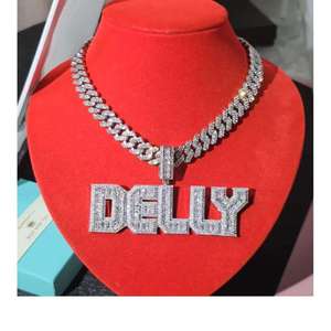 Colgante Personalizado de Plata de Ley 925 con Nombre para Hombre, Estilo Hip Hop, Moissanita Iced D Color, Pasa Prueba de Diamante, Hecho en India - Product Image 2