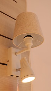 Lampe murale LED Lumetal moderne et minimaliste avec abat-jour en tissu élégant et commande tactile pour chambre, hôtel, salon, en fer forgé - Product Image 6