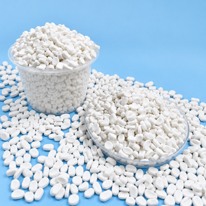 Mejor Precio, Superventas: Carbonato de Calcio en Gránulos (Masterbatch) en Formato Blanco Natural, Materia Prima para Bidones - Product Image 1