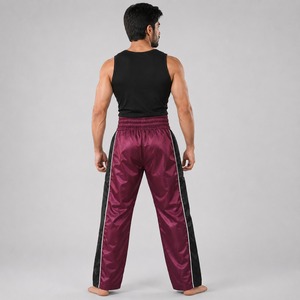 Pantalon de kick-boxing durable conçu pour l'entraînement intense, offrant un confort léger et des performances fiables au quotidien. - Product Image 2