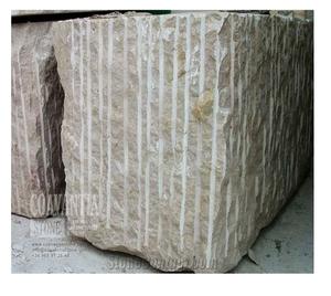 Pierre de calcaire Rosa Zarci, surface texturée brute, pièce massive coupée, matériau pour travaux de façade et projets de jardinage - Product Image 3