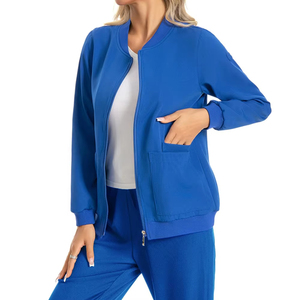 Venta al por mayor OEM: Chaquetas quirúrgicas personalizadas para mujer, uniformes de enfermería, batas médicas para hospital. - Product Image 1