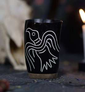 Auténtico Cuenco Vikingo Medieval para Beber, Cuerno Natural Tallado a Mano, Tapa Ecológica, Base de Madera, Estilo Animal - Product Image 2