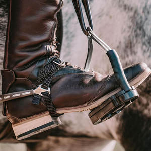 Estribos de Acero Inoxidable para Montar a Caballo a Precios Económicos al por Mayor, Nueva Llegada, Estribos Personalizados en Color - Product Image 6