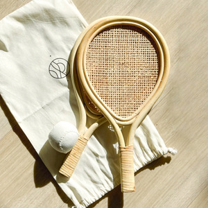 Juguete de raqueta de tenis de ratán para niños, juguete de simulación para niños pequeños, decoración de habitación infantil con estilo bohemio - Product Image 1