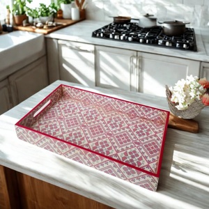 Juego de bandejas de servir de MDF hechas a mano de alta calidad con diseños de lujo, bandeja única de resina epoxi con logotipo grabado - Product Image 6