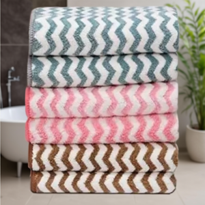 Serviette de bain douce et absorbante en coton tissé 240 GSM, 30x60 pouces, idéale pour le spa, la douche, la maison et les hôtels. - Product Image 3