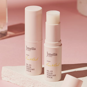 JMELLA EN FRANCE Bâton de parfum solide LIME & BASILIC |   10G |   Parfum naturel parfumé |   Tocophérol, Polyéthylène |   K-beauty - Product Image 2