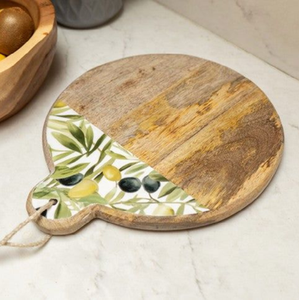 Juego de tablas de cortar artesanales de madera con silueta de ballena, disponible a precios de mayorista para un estilo rústico costero y para regalos. - Product Image 6
