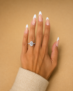 Anillo de Compromiso con Diamante Cultivado en Laboratorio de Corte Ovalado de 4 Quilates, Halo Oculto y Pavé, Certificado IGI, Oro Blanco de 14K, Anillo de Propuesta - Product Image 4