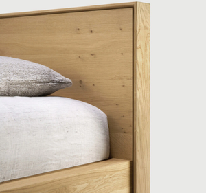 Cadre de lit plateforme en teck massif Amangiri, style minimaliste, profil bas, taille king, meubles de chambre à coucher, finition naturelle, durable - Product Image 4