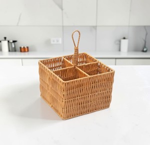 Organisateur carré en rotin tressé à 4 compartiments pour ustensiles de cuisine, couverts, cuillères, fourchettes, outils, et présentoir pour bouteilles de vin - Product Image 3