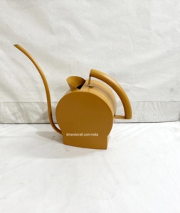 Regadera Ecológica de Hierro con Recubrimiento en Polvo de Alta Calidad, Diseño Único y Elegante, Color Marfil, Capacidad de 1.3L - Product Image 5