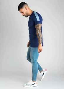 เสื้อยืดลำลองผู้ชาย แห้งเร็ว สกรีนโลโก้ตามสั่ง พิมพ์ลาย 3 มิติ โพลีเอสเตอร์ มีสินค้าพร้อมส่ง จำนวนมาก คละแบบ สำหรับวิ่งและออกกำลังกาย - Product Image 5