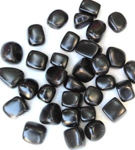Pierre d'obsidienne noire naturelle polie - Product Image 2
