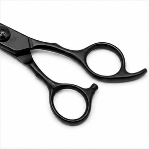 Ciseaux de barbier professionnels en acier inoxydable avec poignée ronde pour droitiers, application des cuticules, option de logo personnalisé - Product Image 5