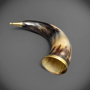 Nuevo y Popular Cuerno de Buey Pulido Ecológico Estilo Vikingo Medieval con Soporte, Cuernos Naturales - Product Image 3