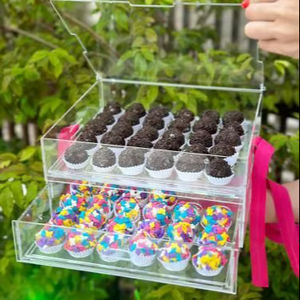 Présentoir de service en acrylique personnalisé pour desserts, gâteaux et aliments, idéal pour la restauration, les fêtes et les mariages, réglable et démontable - Product Image 1