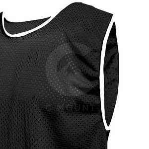 Chaussettes de football durables, respirantes, légères, douces, à séchage rapide, confortables pour l'entraînement et les sports d'équipe - Product Image 3