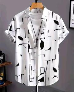 เสื้อยืดสีขาวลำลองสำหรับผู้ชายลายเรขาคณิตแขนสั้นรุ่นใหม่ - Product Image 4