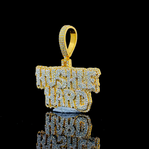 Colgante Personalizado de Moissanita Hustle Hard Iced Out, Joyería Hip Hop, Colgante de Letra de Moissanita Chapado en Oro, Amuleto Bling Estilo Urbano - Product Image 2