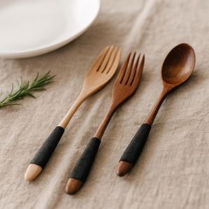 Cuchara para Servir Arroz de Madera WOQI, Utensilio de Cocina Resistente al Calor, Protege las Sartenes - Product Image 3