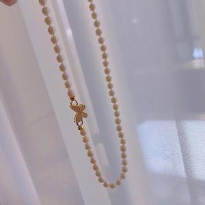 Collier de perles d'eau douce de 8-9 mm avec pendentif en forme de nœud, collier rond non nucléaire, bijoux délicats et élégants - Product Image 3