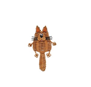 Figurine de chat en rotin naturel en gros pour la décoration murale, artisanat en rotin pour cadeaux et présents, fournisseur direct d'usine OEM pour l'exportation - Product Image 1