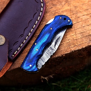 Couteau pliant artisanal de haute qualité en acier Damas avec manche en bois et étui en cuir – Vente en gros de couteaux de survie et de camping - Product Image 6