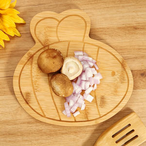 เขียงไม้รูปหมีแบบใหม่รักษ์โลก ปรับแต่งได้ ทำจากไม้เนื้อแข็งอะคาเซีย - Product Image 2