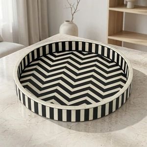 MN EXPORTS Plateau de service décoratif de luxe moderne fait main en os incrusté motif fruits pour décoration intérieure et table basse - Product Image 1