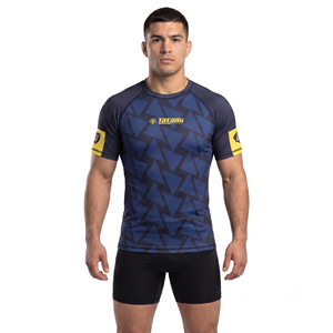 Nouveau T-shirt de compression à manches courtes pour homme, personnalisé, à séchage rapide, 200 GSM, coupe ajustée, pour MMA et grappling - Product Image 2