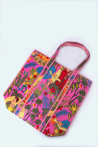 Bolso Tote Acolchado Tropical Rosa, Bolso Tote de Algodón Hecho a Mano, Bolso de Viaje Floral, Bolso de Compras Boho, Bolso de Playa Ligero - Product Image 3