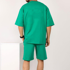 T-shirt décontracté à manches courtes et col rond pour homme, coupe oversize, vert uni, tricoté, design épuré - Product Image 2