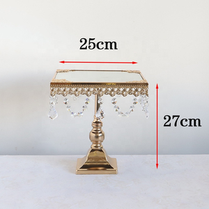 Support à gâteau élégant sur piédestal avec un design moderne, en aluminium/bois, écologique, réutilisable, passe au lave-vaisselle, pour gâteaux de mariage - Product Image 4