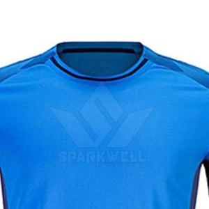 Tenue de football performante en polyester respirant et léger, impression personnalisée, conçue pour les entraînements et les matchs - Product Image 4