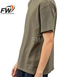 Camiseta con efecto acid wash para hombre, personalizada, de corte oversize - Product Image 4