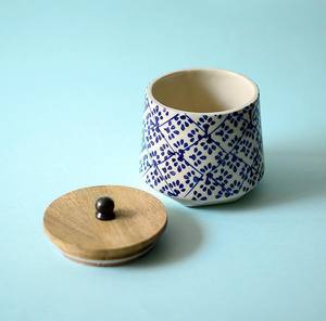 Juego de Recipientes de Cerámica de Lujo con Tapa de Madera y Cuchara, Organizador de Cocina con Diseño Floral, Recipiente Duradero y Seguro para Alimentos - Product Image 6